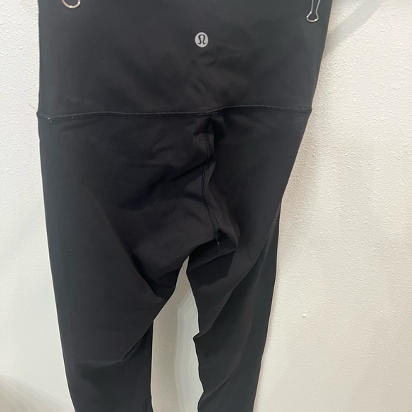 Cropped lululemon pants (SOLD IN FB) - Picture 3 of 3